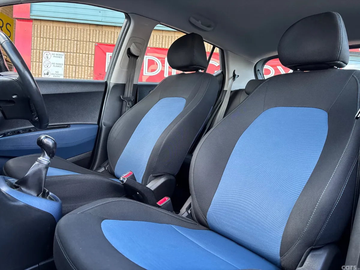 Hyundai i10 Hatchback, Petrol, 2015, Grey