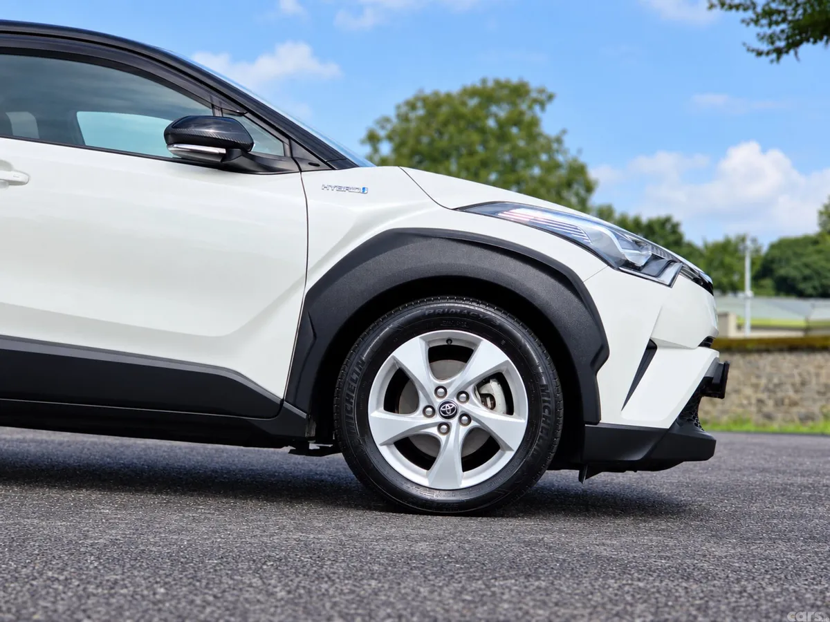 Toyota C-HR Hatchback, Petrol Hybrid, 2019, Grey