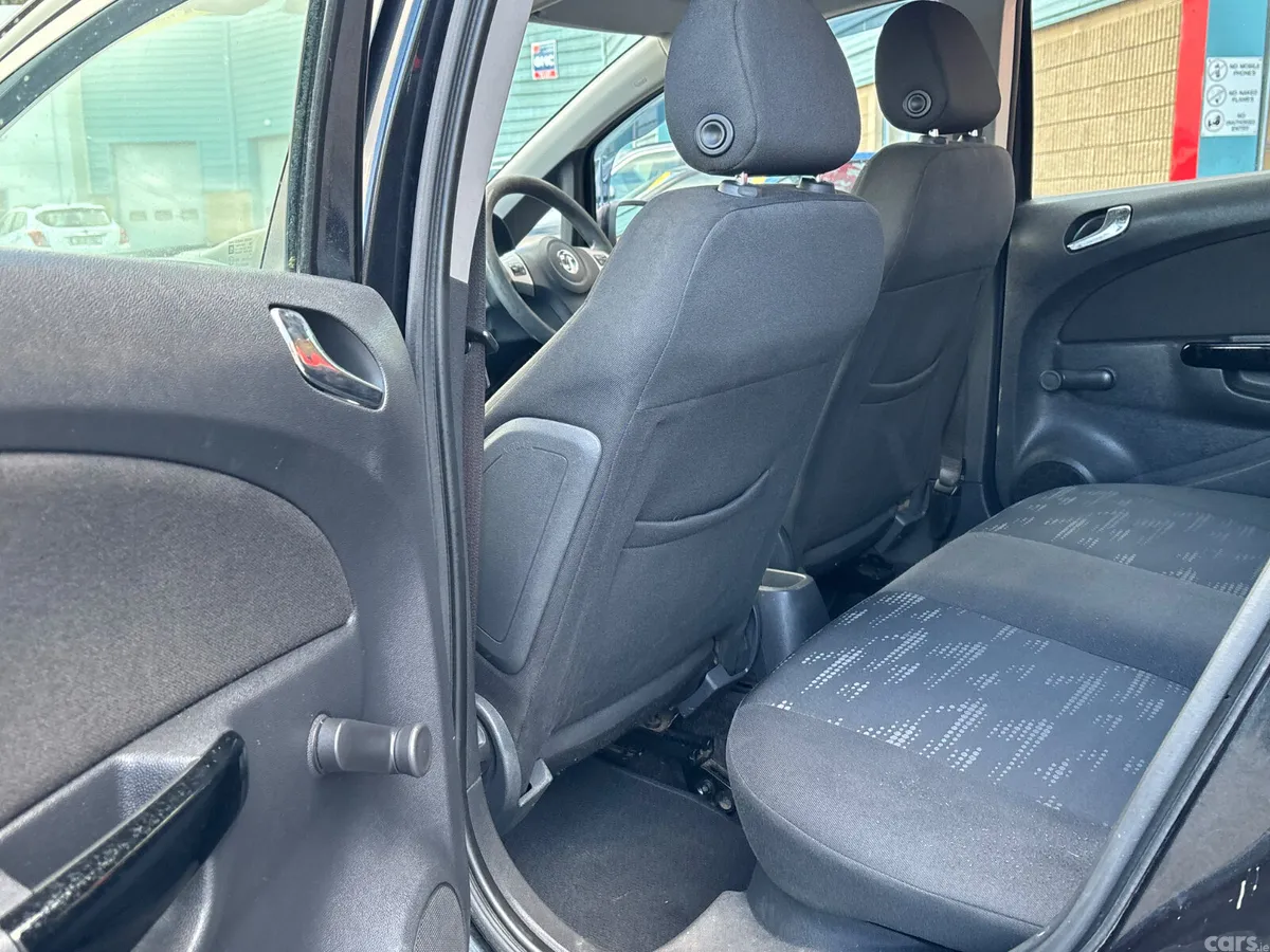 Vauxhall Corsa Hatchback, Diesel, 2012, Black