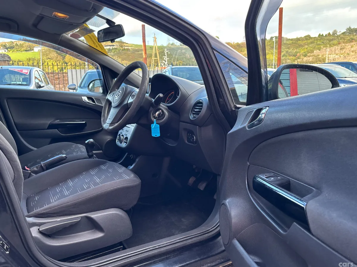 Vauxhall Corsa Hatchback, Diesel, 2012, Black