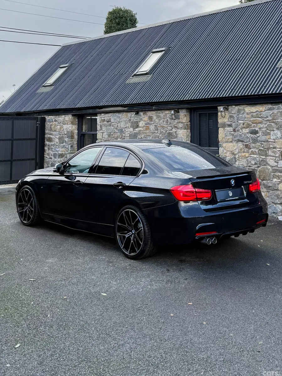 BMW 3-Series Saloon, Diesel, 2017, Black