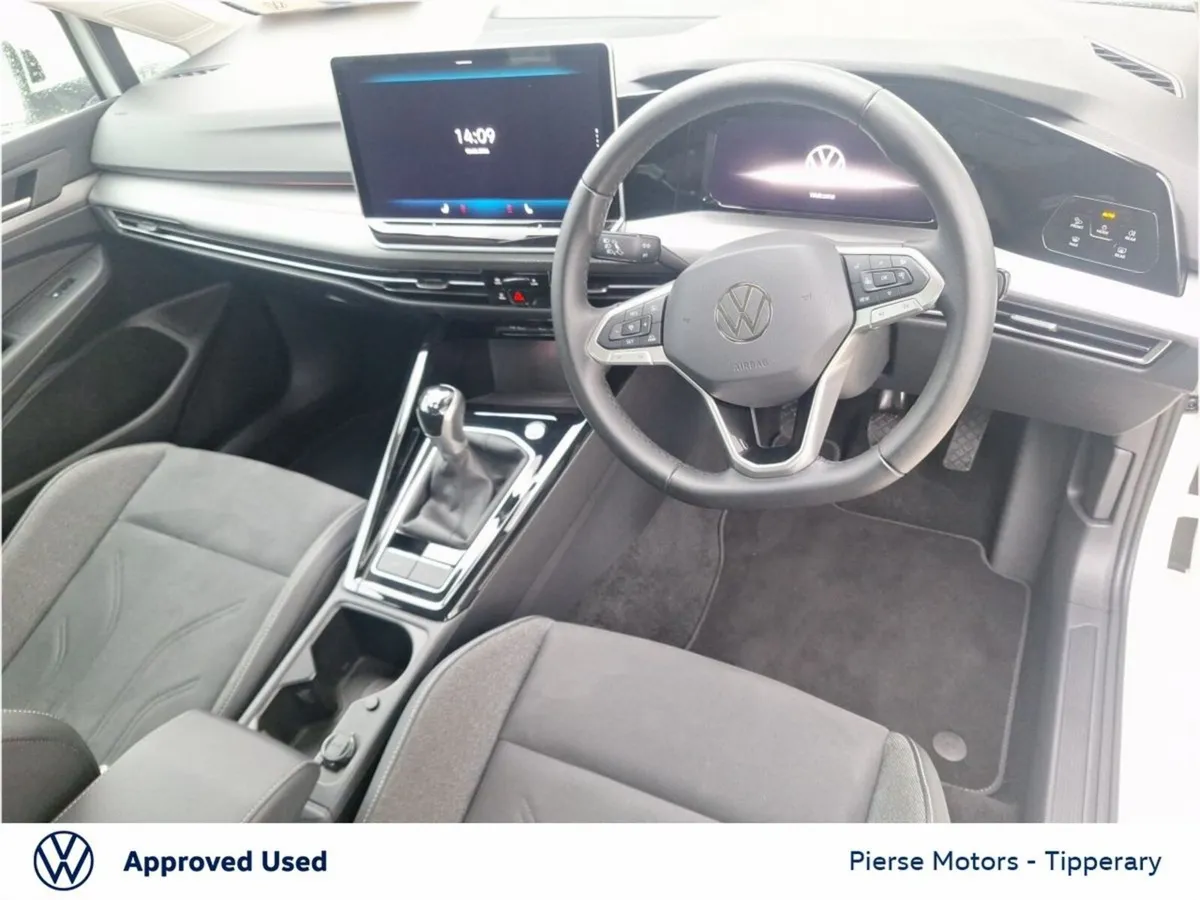 Volkswagen Golf Estate, Petrol, 2025, White