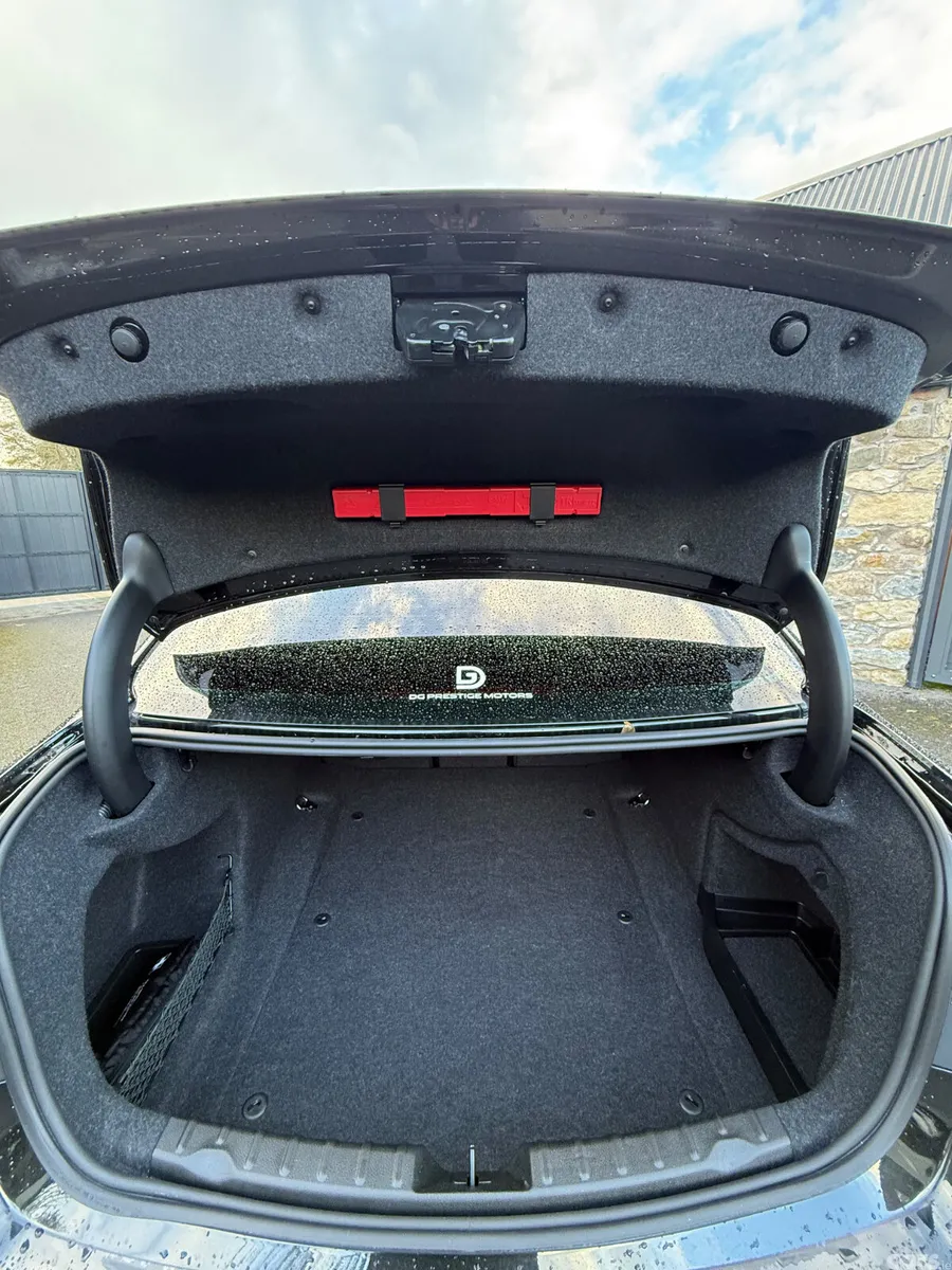 BMW 3-Series Saloon, Diesel, 2017, Black