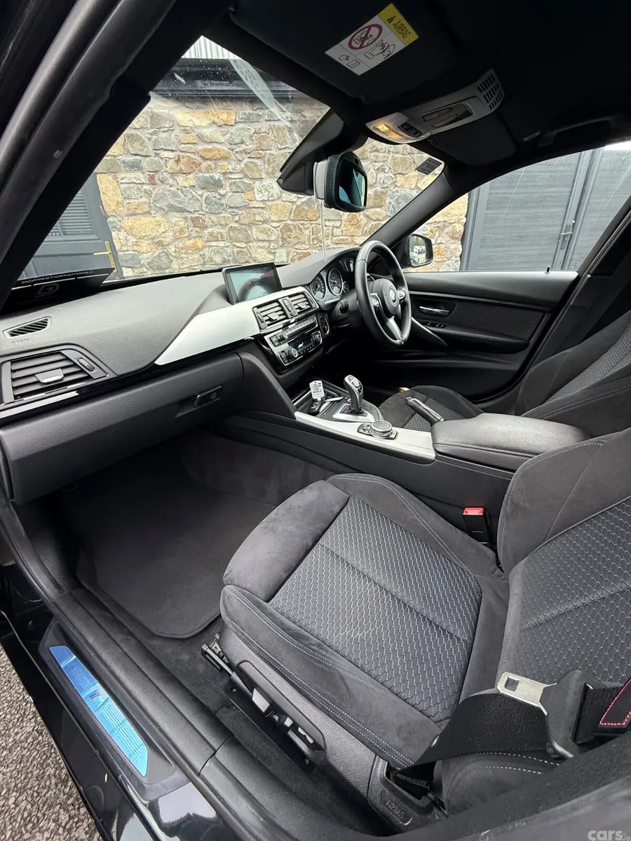 BMW 3-Series Saloon, Diesel, 2015, Black