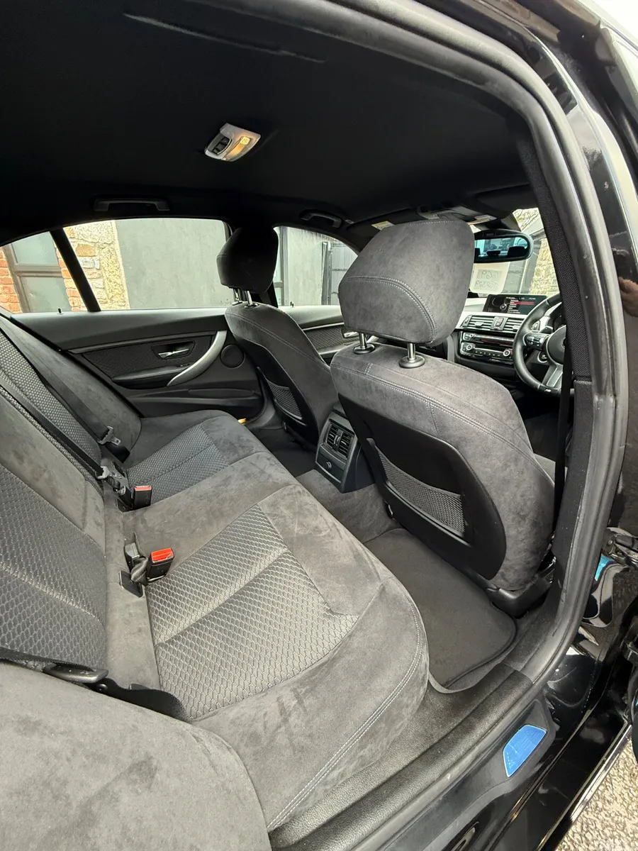BMW 3-Series Saloon, Diesel, 2015, Black