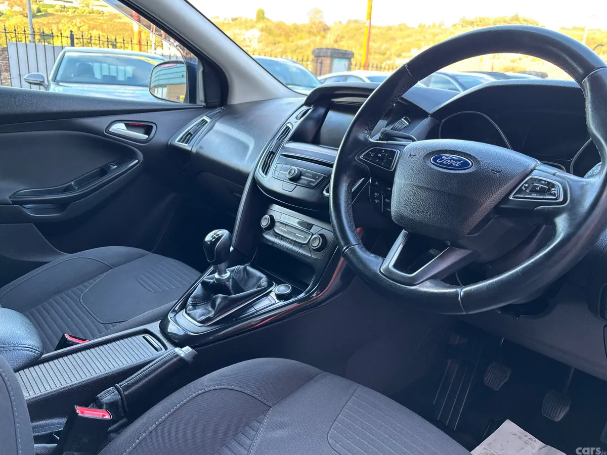 Ford Focus Hatchback, Diesel, 2016, Blue