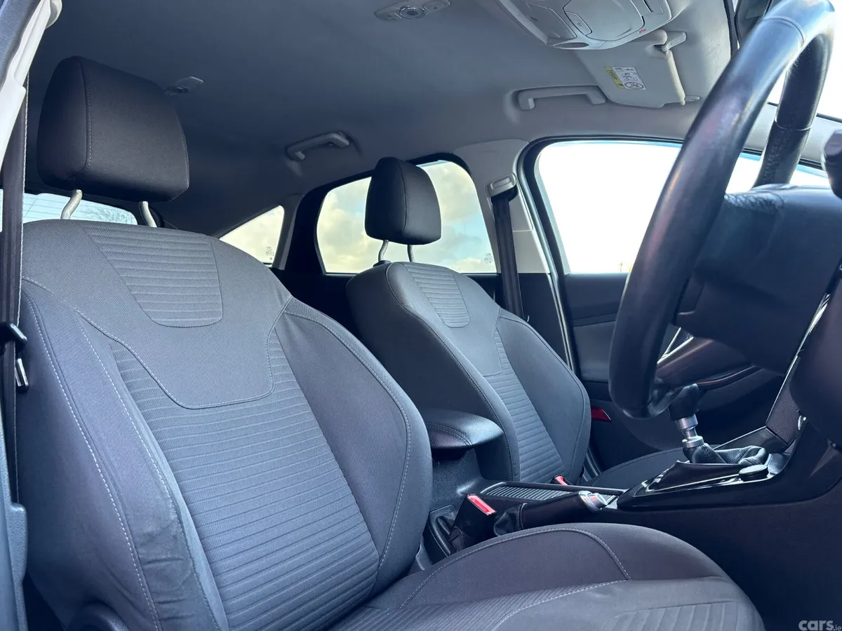 Ford Focus Hatchback, Diesel, 2016, Blue