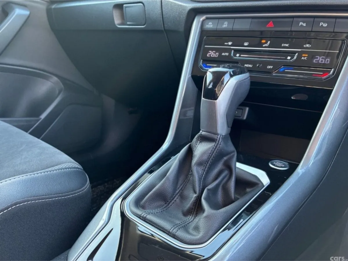 Volkswagen T-Roc SUV, Diesel, 2022, Red