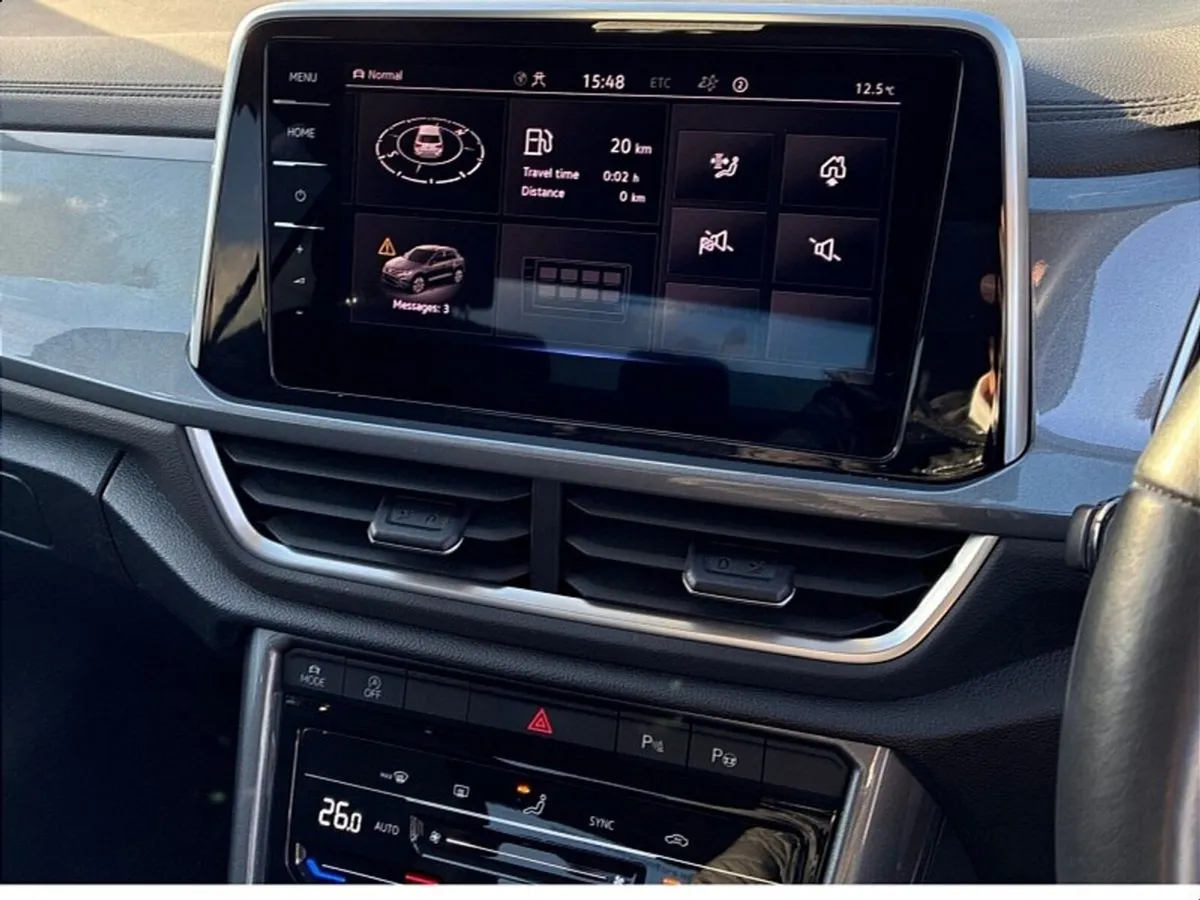 Volkswagen T-Roc SUV, Diesel, 2022, Red