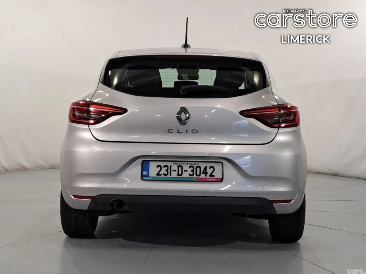 Renault Clio Hatchback, Petrol, 2023, Grey