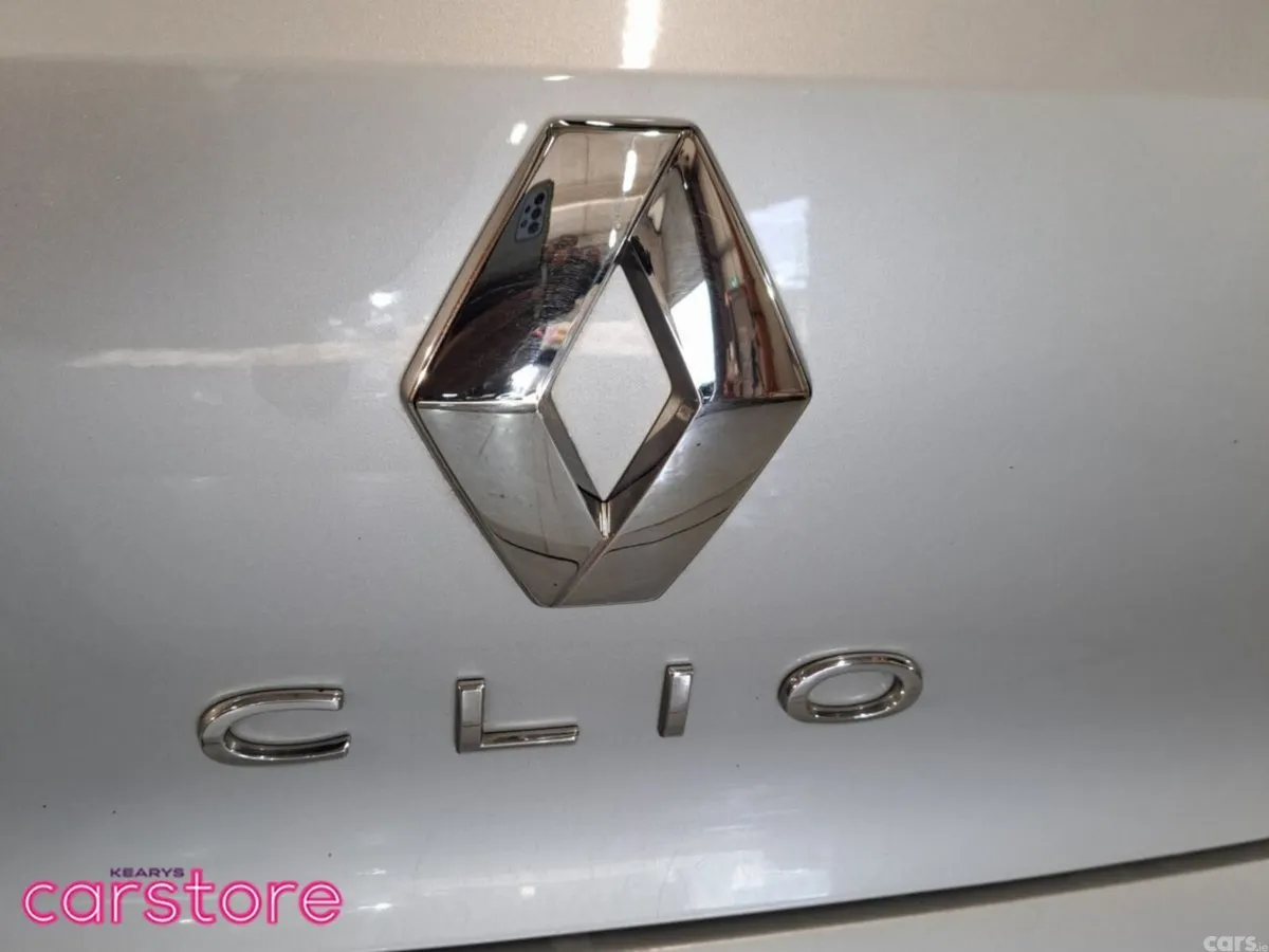 Renault Clio Hatchback, Petrol, 2023, Grey