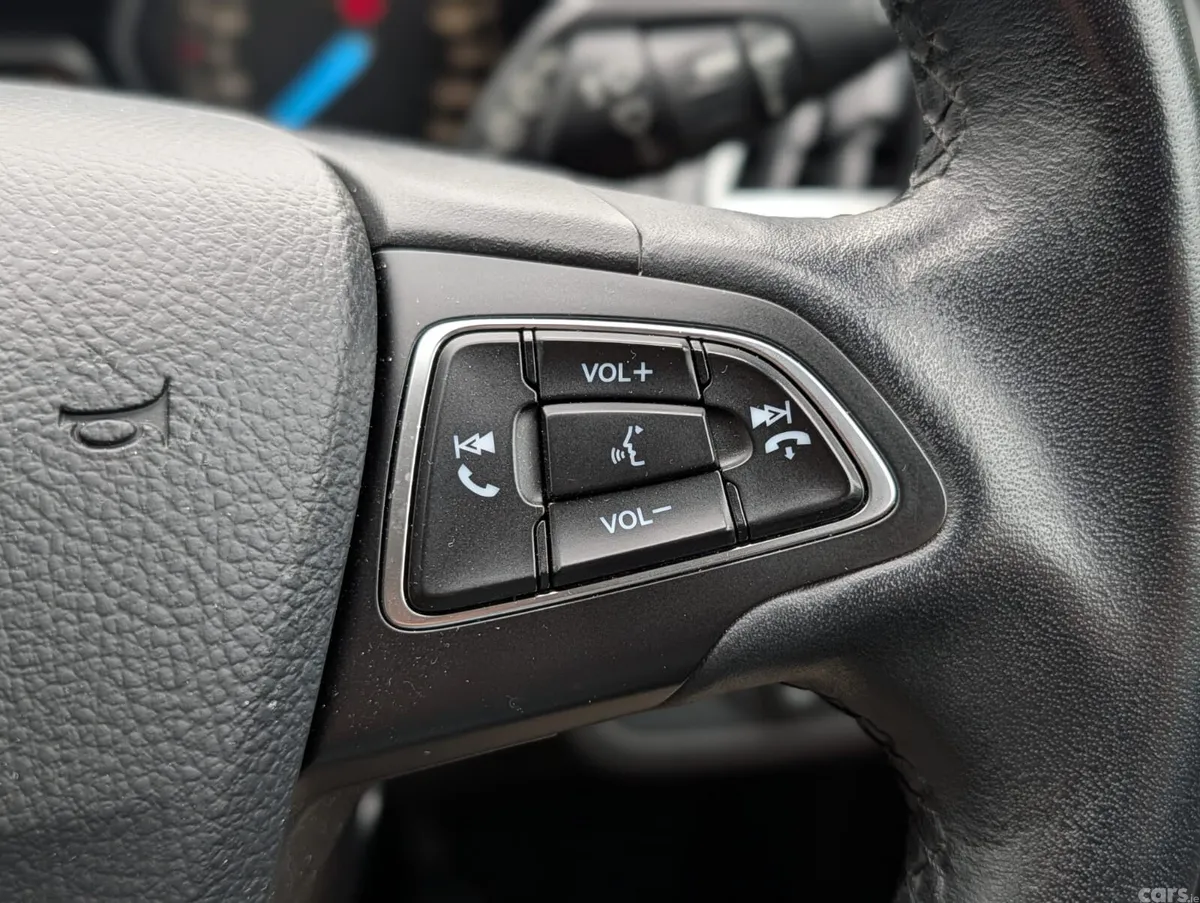 Ford Kuga SUV, Diesel, 2019, Red