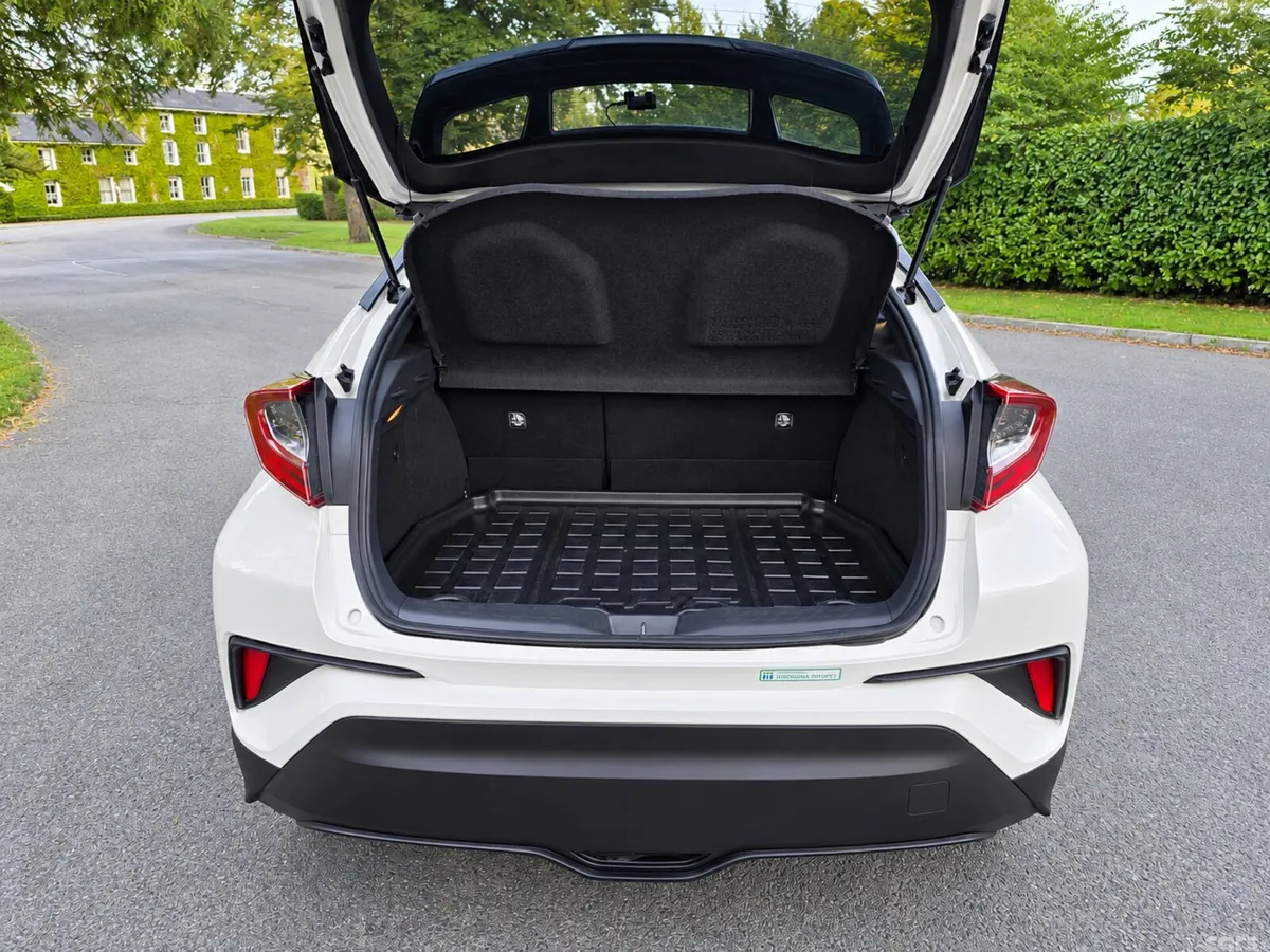 Toyota C-HR Hatchback, Petrol Hybrid, 2019, Grey