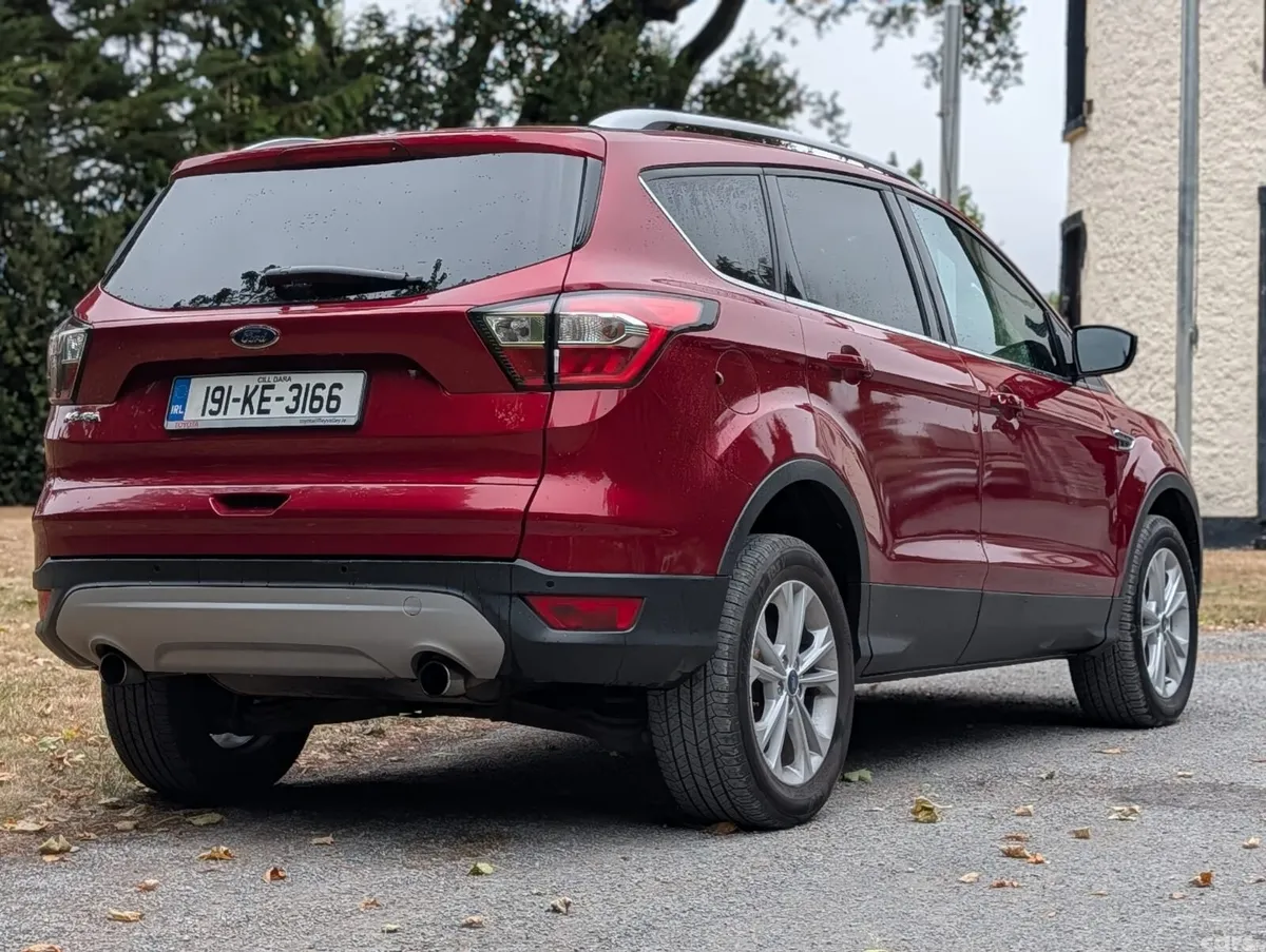 Ford Kuga SUV, Diesel, 2019, Red