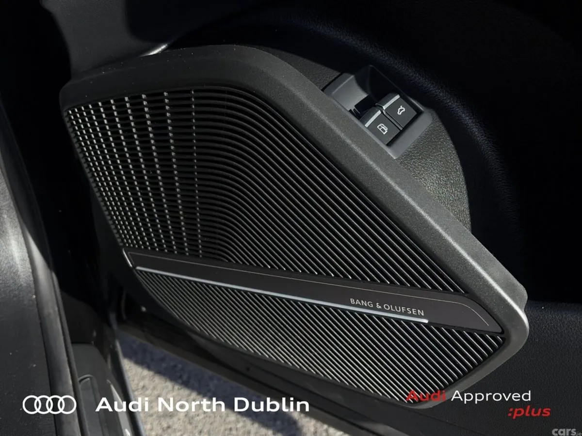 Audi Q5 SUV, Petrol Plug-in Hybrid, 2024, Black