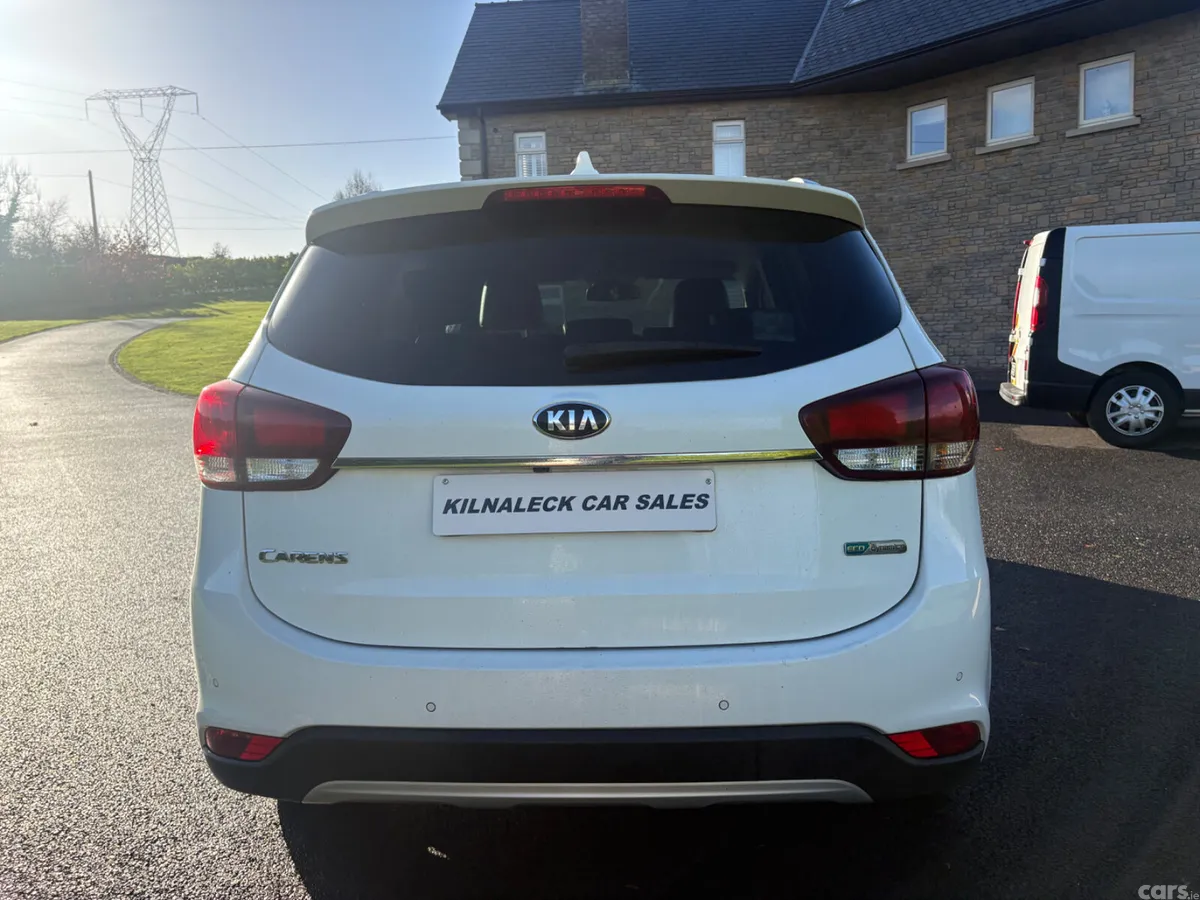 Kia Carens MPV, Diesel, 2018, White