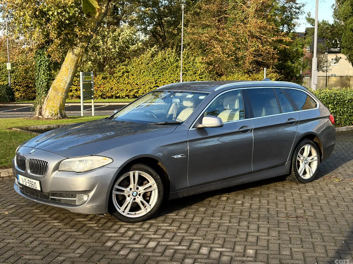 BMW 5-Series Estate, Diesel, 2011, Grey