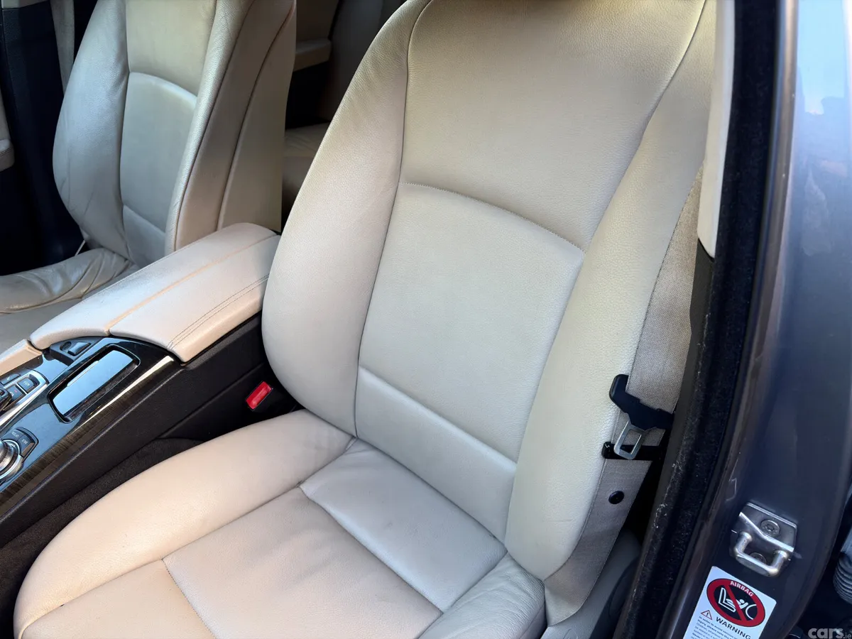 BMW 5-Series Estate, Diesel, 2011, Grey