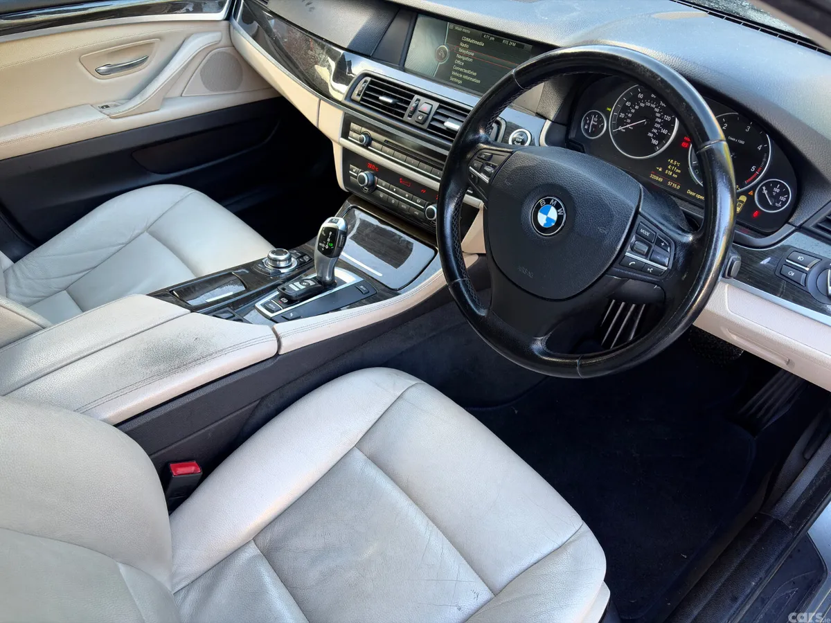 BMW 5-Series Estate, Diesel, 2011, Grey
