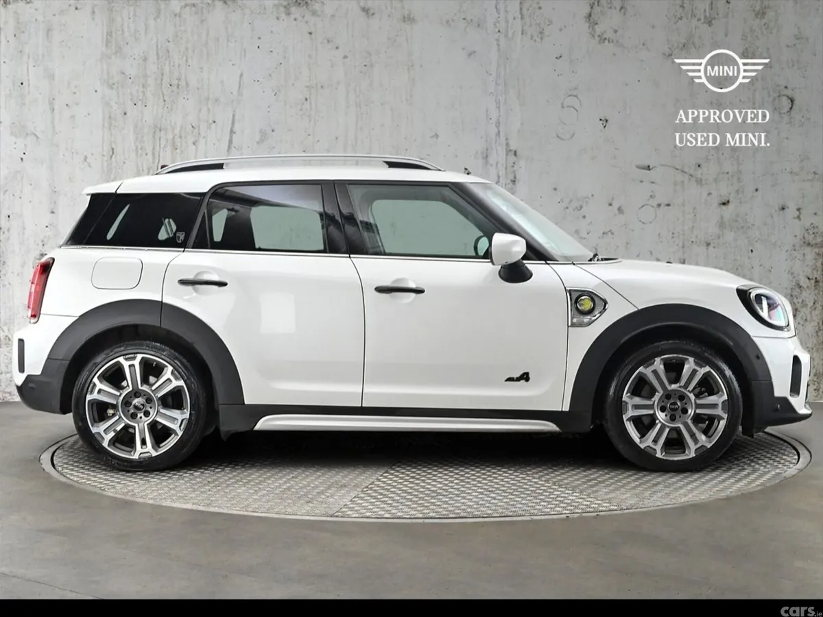 Mini Countryman SUV, Petrol Plug-in Hybrid, 2023, White
