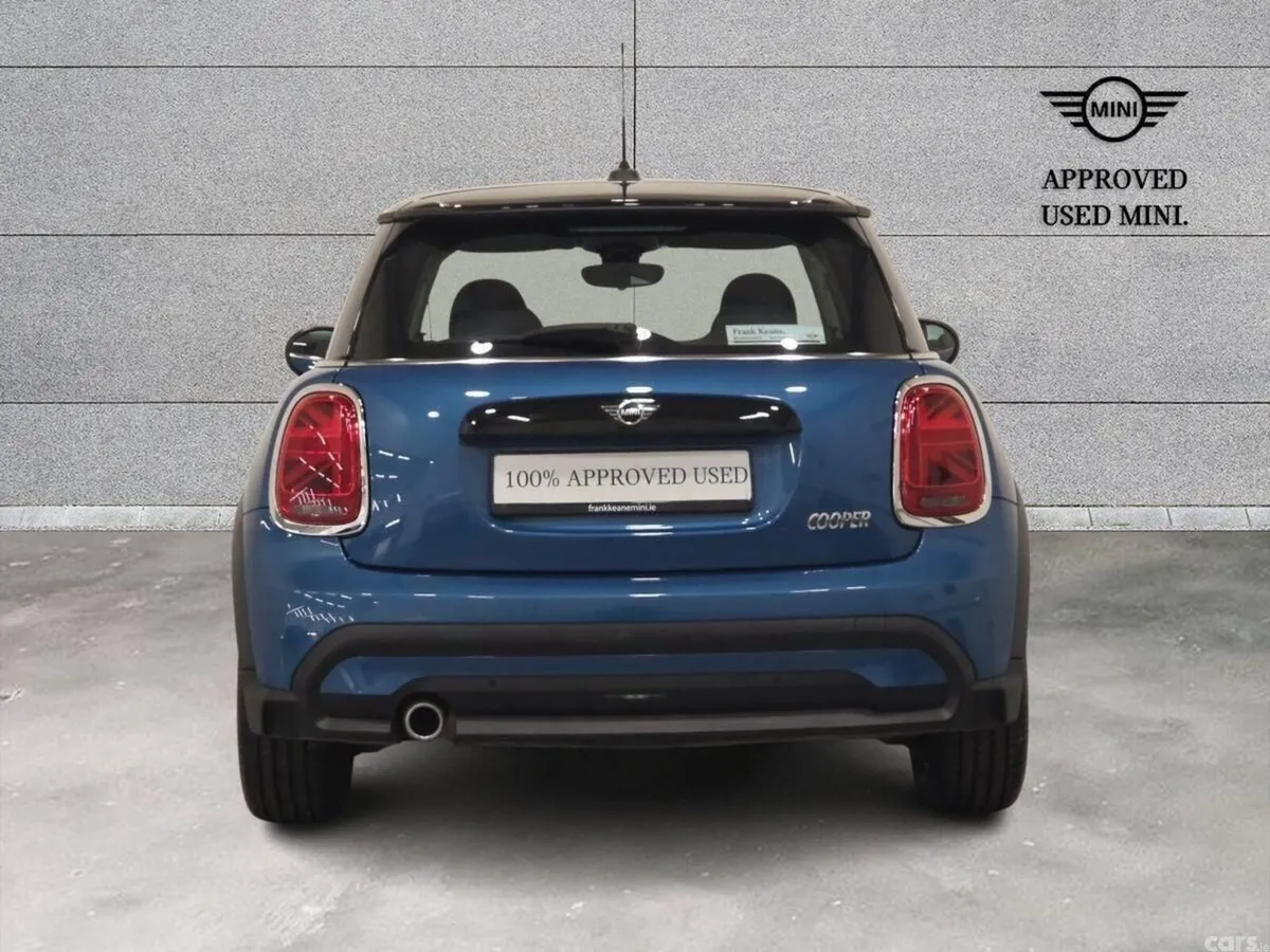 Mini Cooper Hatchback, Petrol, 2024, Blue