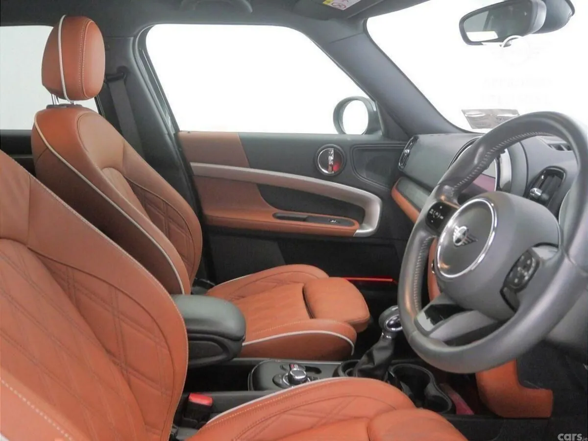 Mini Countryman SUV, Petrol Plug-in Hybrid, 2023, Black
