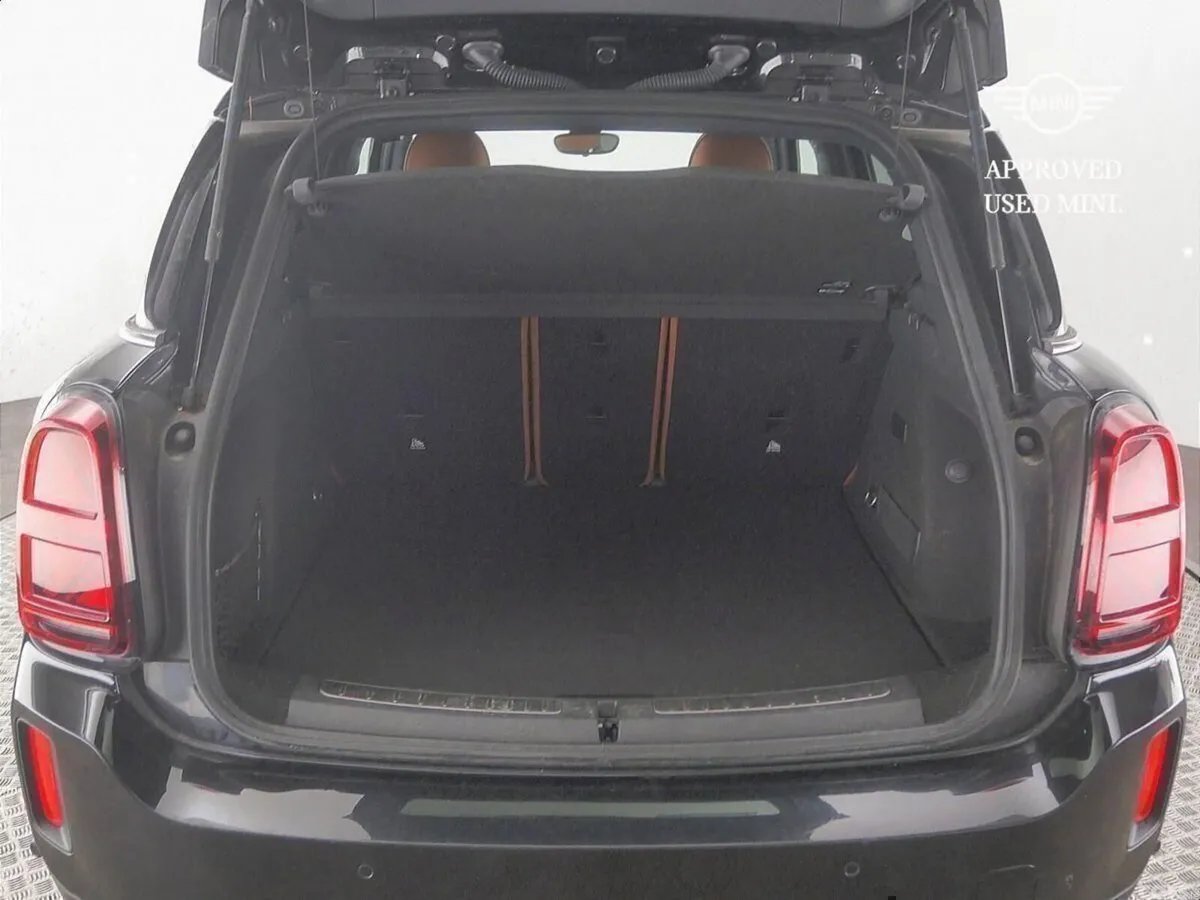 Mini Countryman SUV, Petrol Plug-in Hybrid, 2023, Black