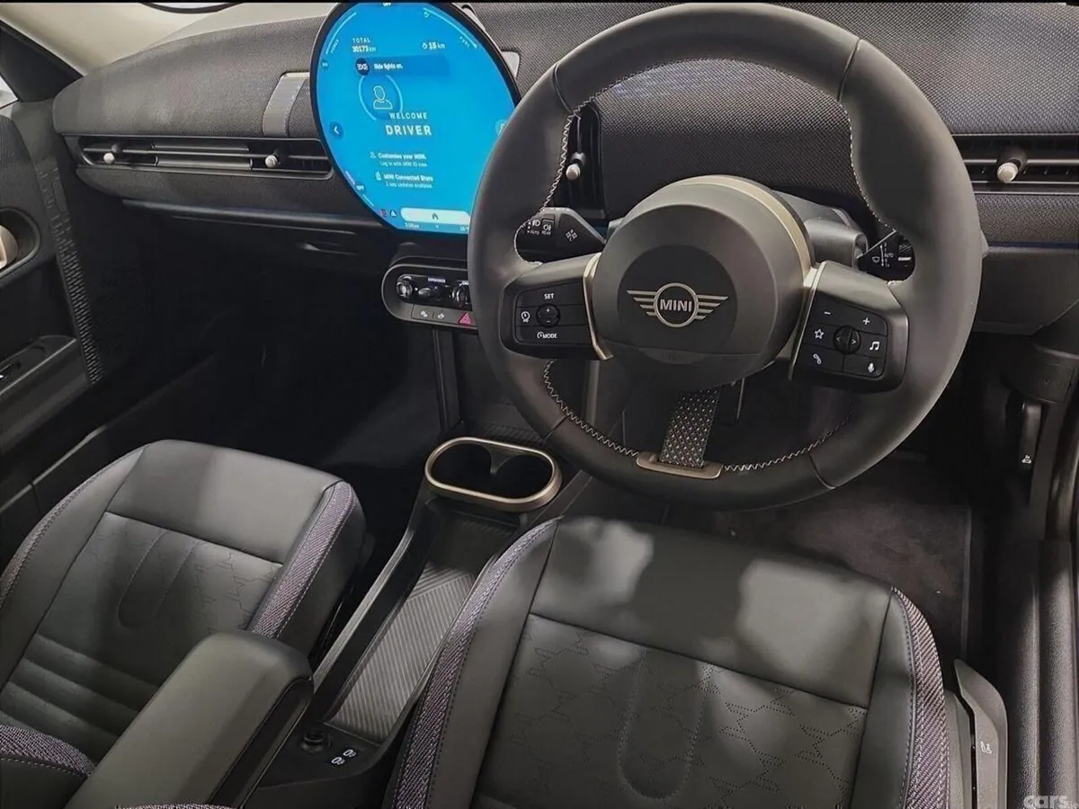 Mini Cooper Hatchback, Petrol, 2025, Silver