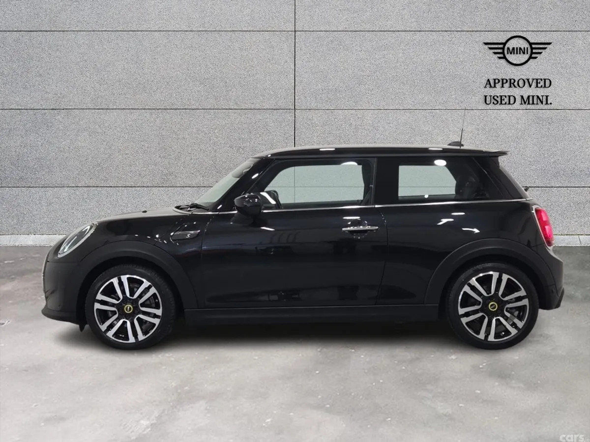 Mini Cooper Hatchback, Electric, 2022, Black