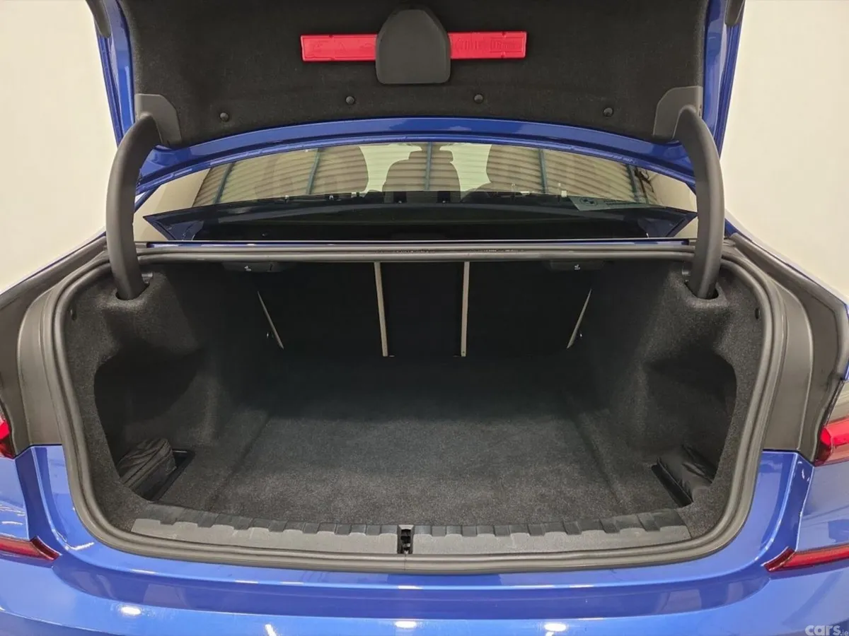 BMW 3-Series Saloon, Diesel Hybrid, 2022, Blue