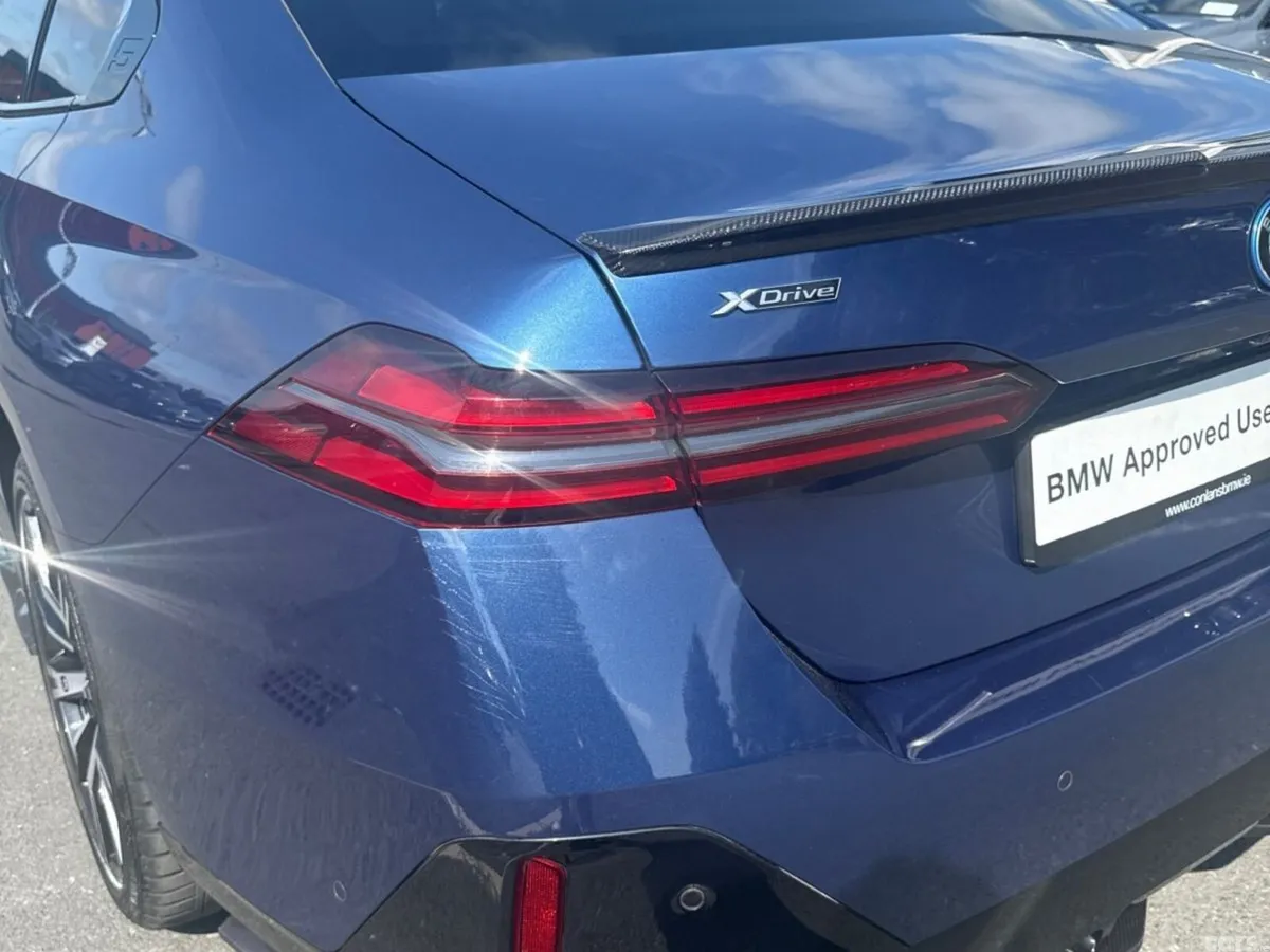 BMW 5-Series Saloon, Petrol Plug-in Hybrid, 2024, Blue