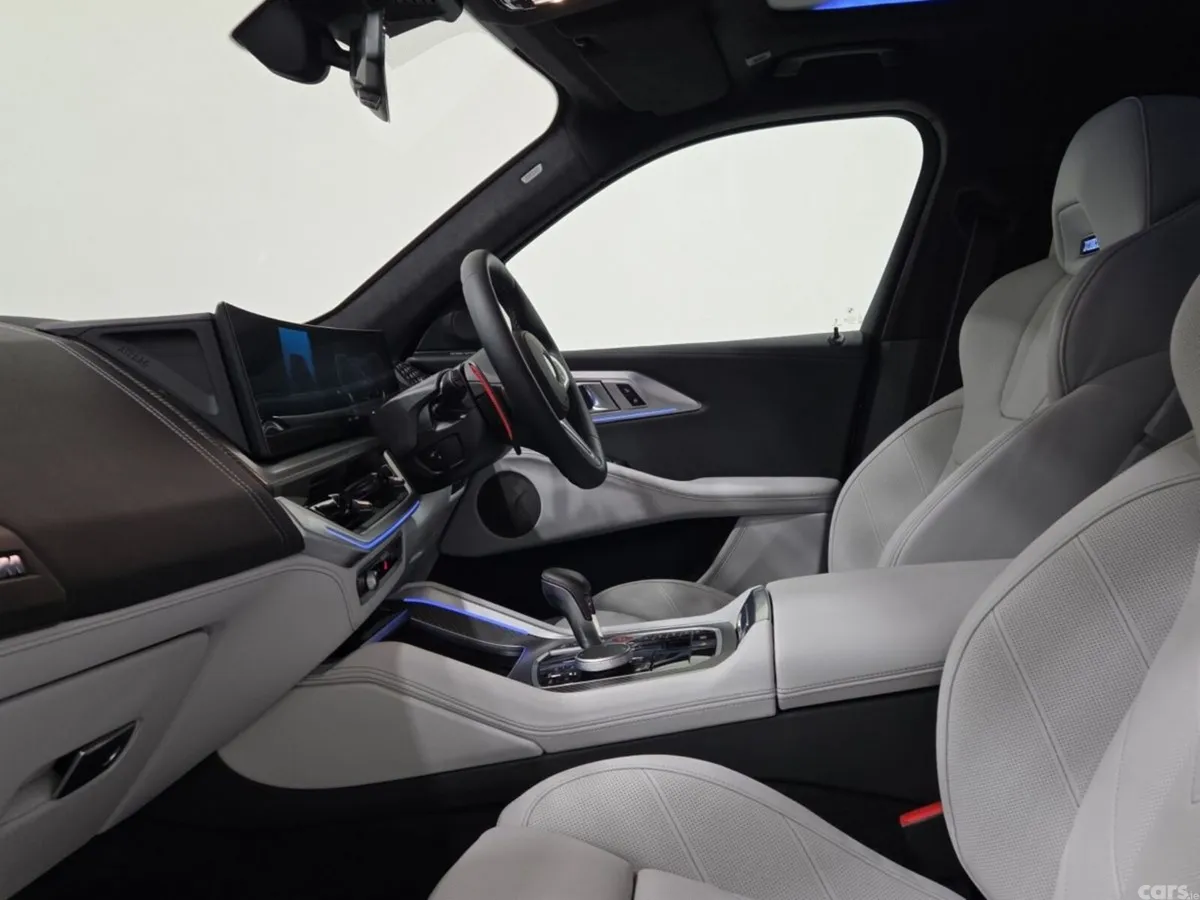 BMW XM SUV, Petrol Plug-in Hybrid, 2026, Black