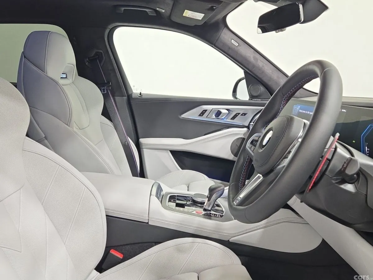 BMW XM SUV, Petrol Plug-in Hybrid, 2026, Black