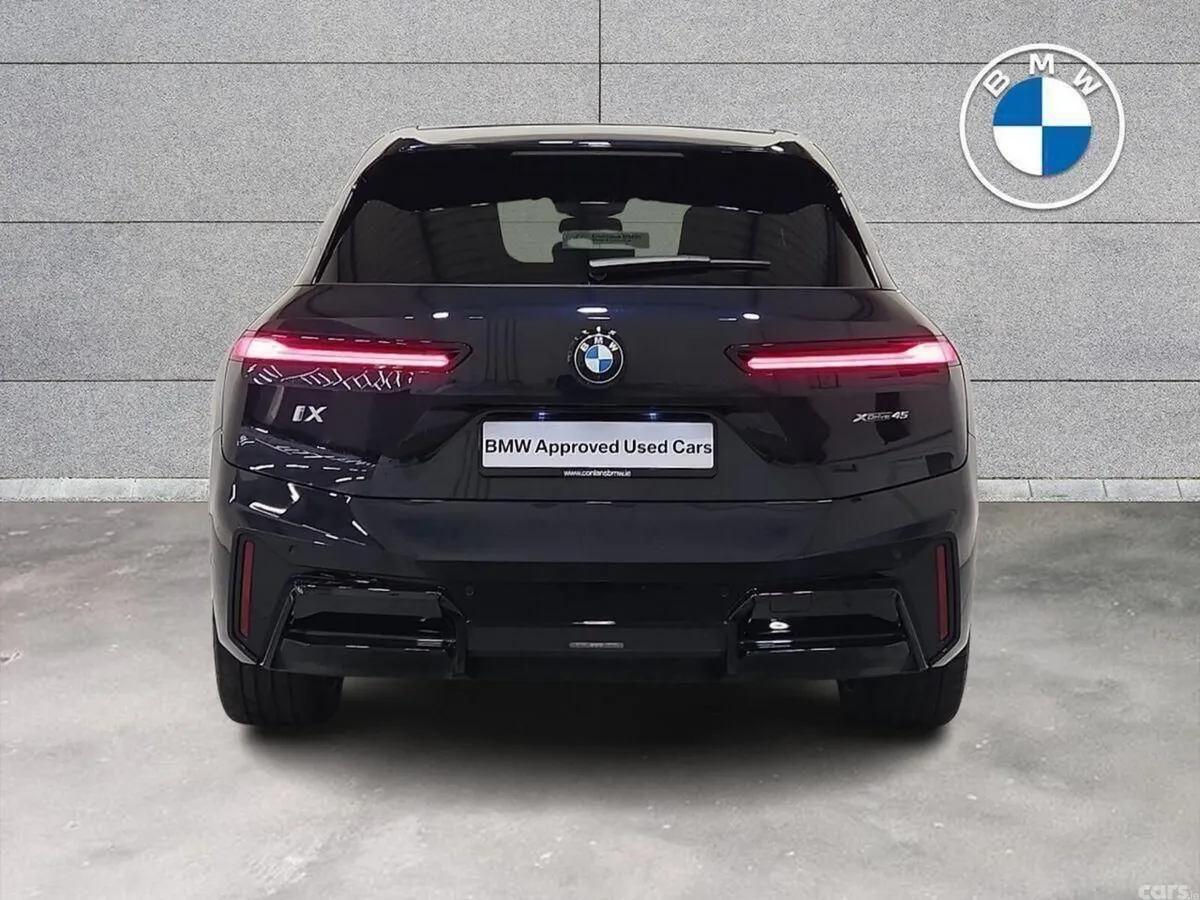 BMW iX SUV, Electric, 2026, Black
