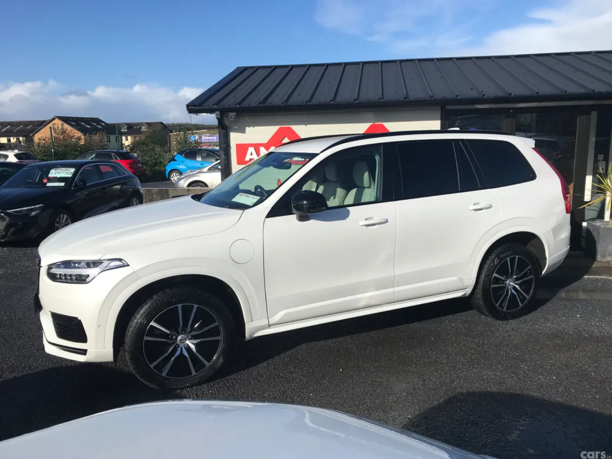 Volvo XC90 SUV, Petrol Plug-in Hybrid, 2023, White