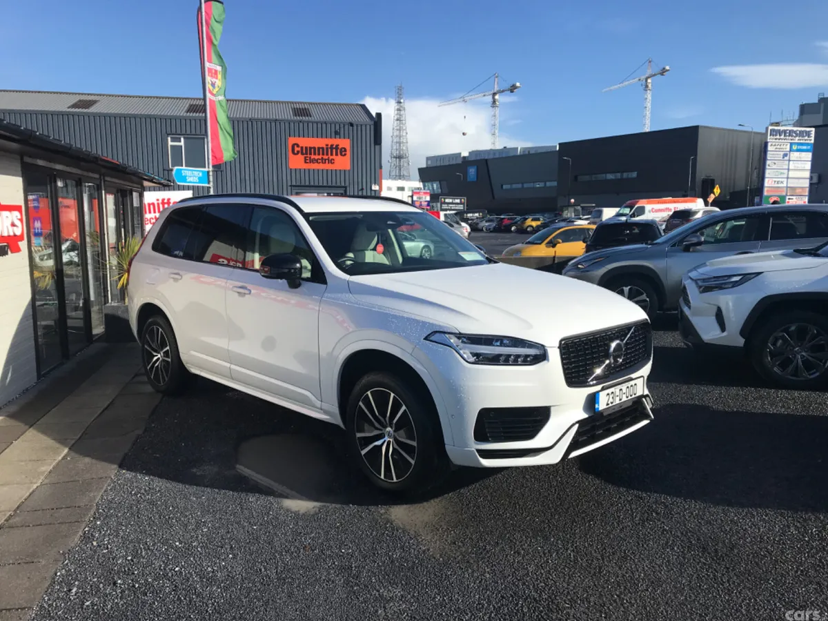Volvo XC90 SUV, Petrol Plug-in Hybrid, 2023, White