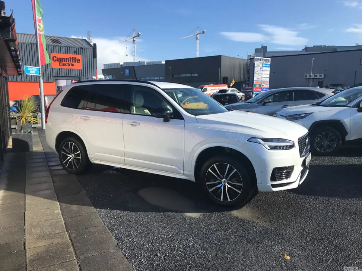 Volvo XC90 SUV, Petrol Plug-in Hybrid, 2023, White