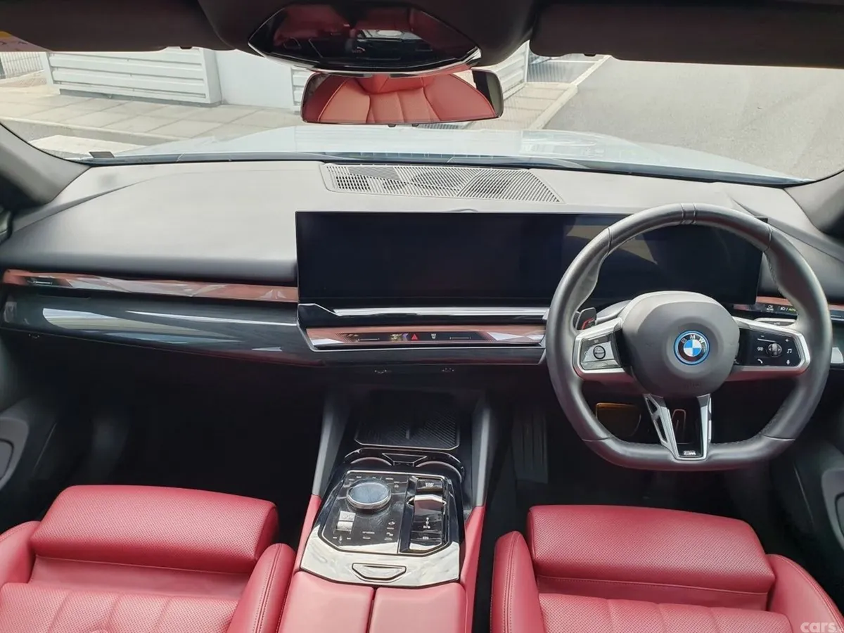 BMW i5 Saloon, Electric, 2024, Grey