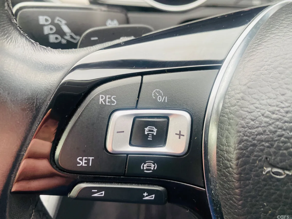 Volkswagen Passat Estate, Diesel, 2020, White