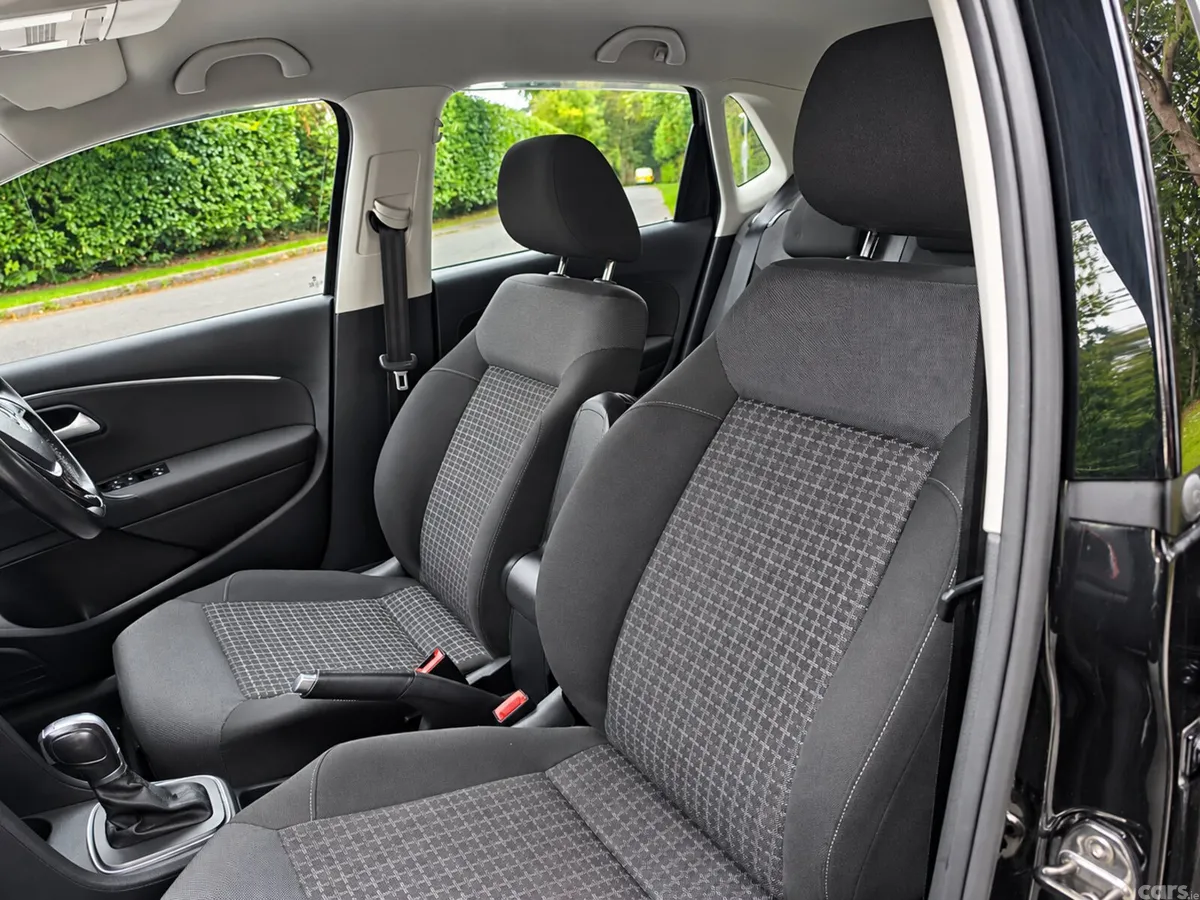 Volkswagen Polo Hatchback, Petrol, 2017, Red