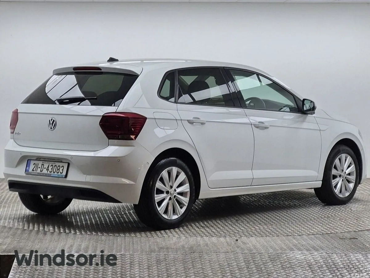 Volkswagen Polo Hatchback, Petrol, 2021, White