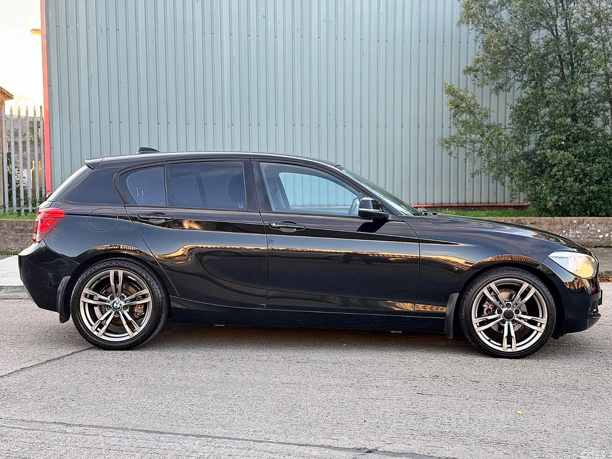 BMW 1-Series Hatchback, Diesel, 2012, Black