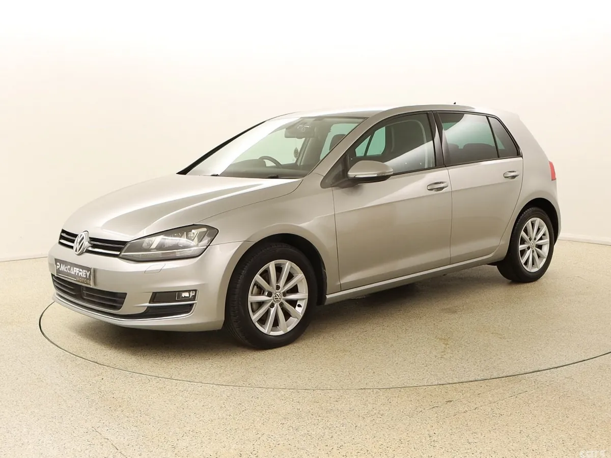 Volkswagen Golf Hatchback, Petrol, 2015, Grey