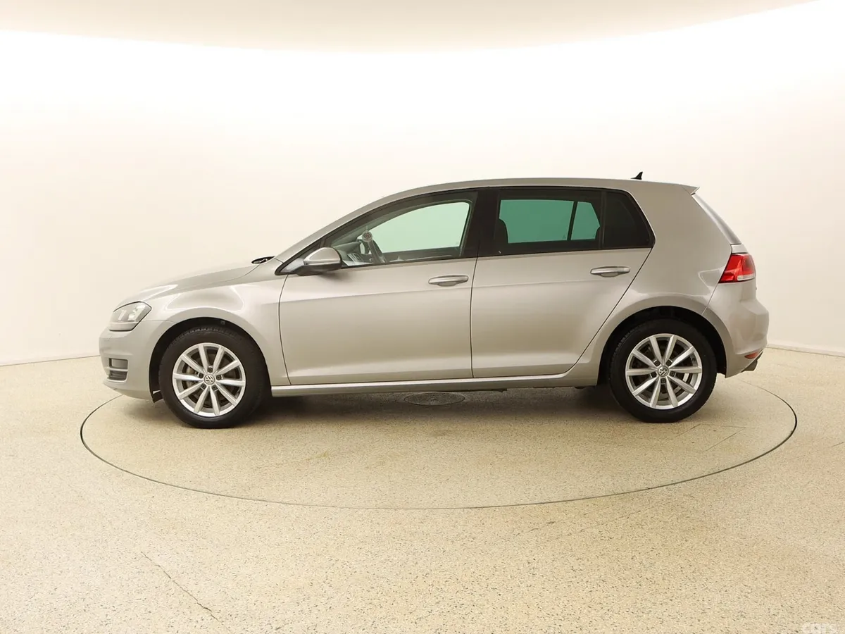 Volkswagen Golf Hatchback, Petrol, 2015, Grey