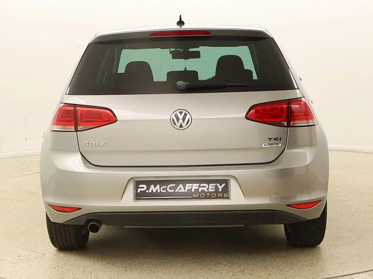 Volkswagen Golf Hatchback, Petrol, 2015, Grey