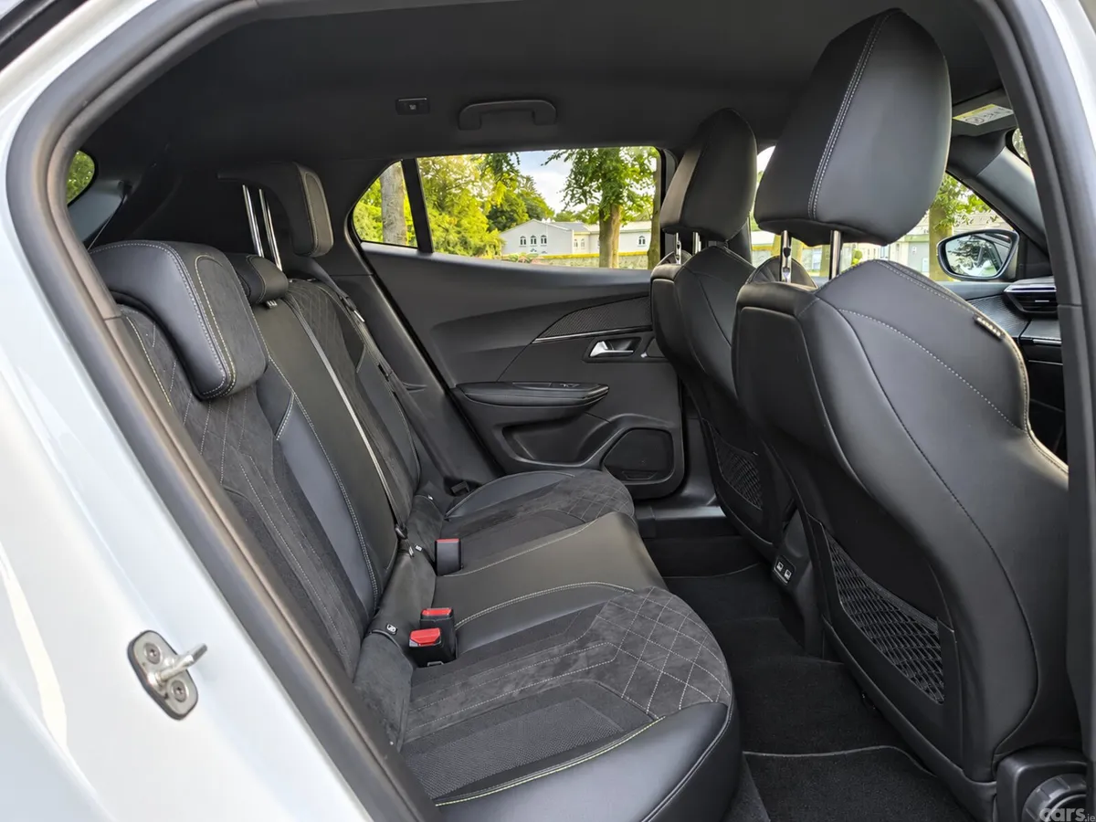 Peugeot 2008 SUV, Electric, 2022, White