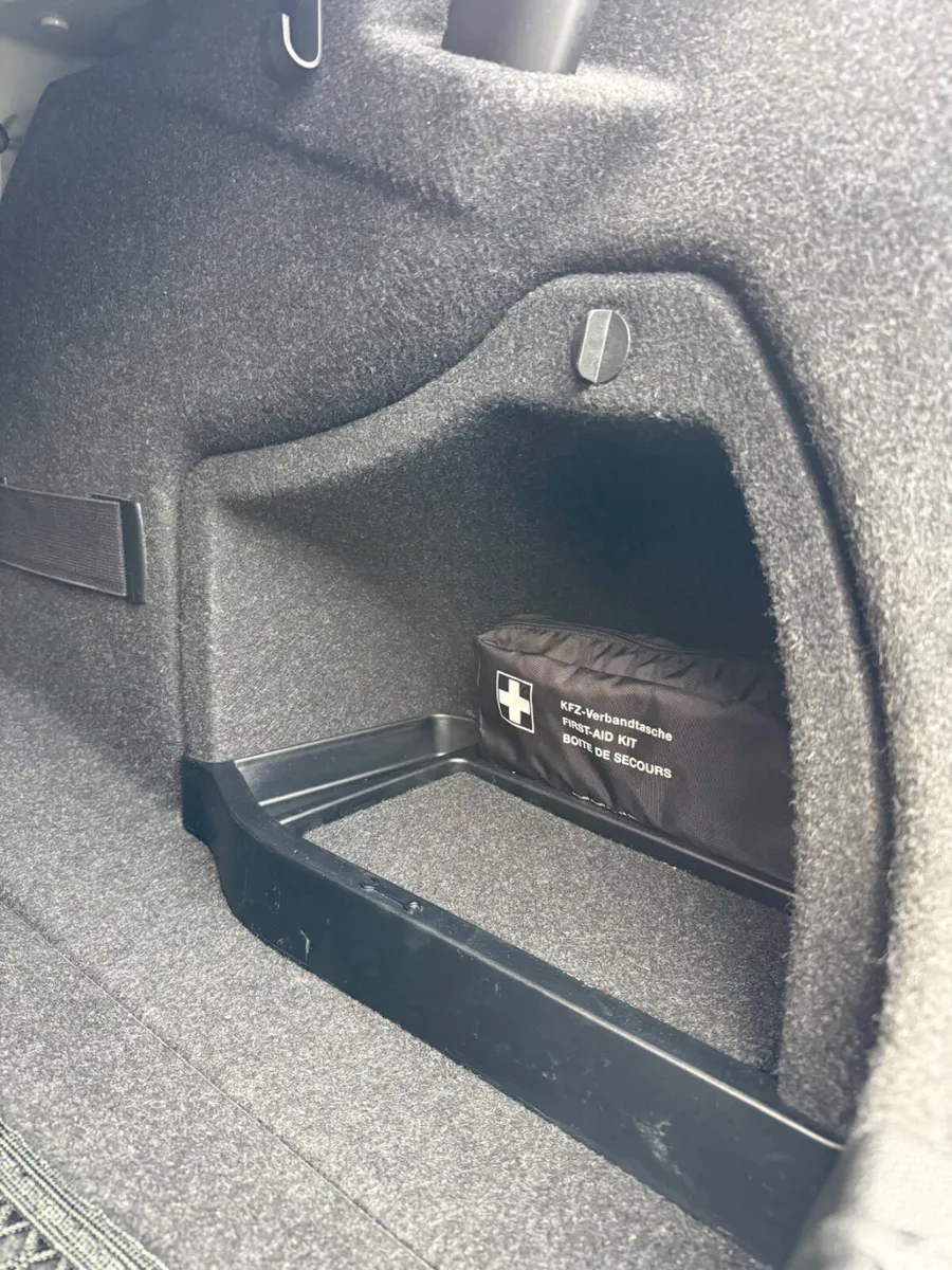 BMW 3-Series Saloon, Petrol, 2013, Black