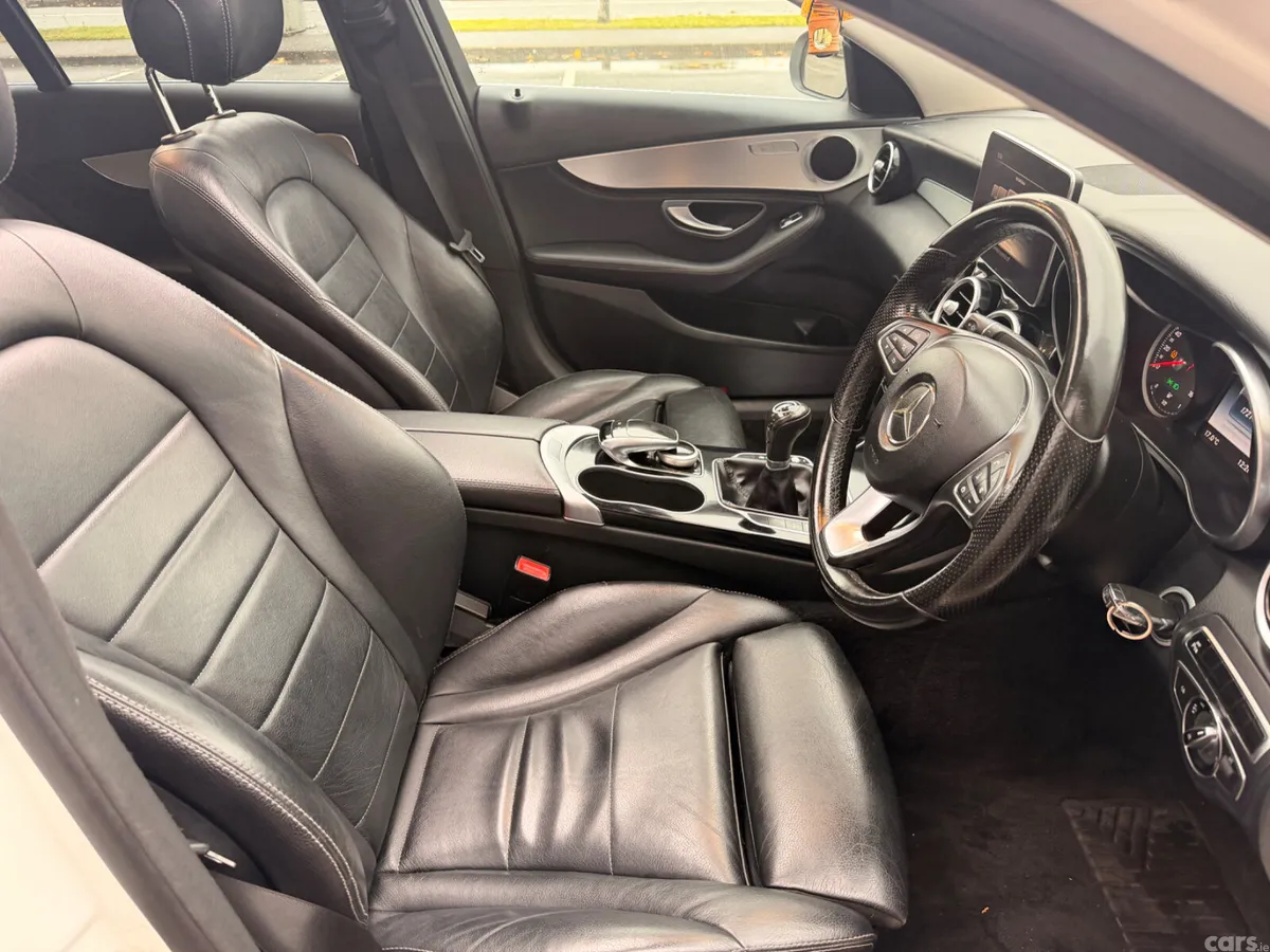 Mercedes-Benz C-Class Saloon, Diesel, 2015, White