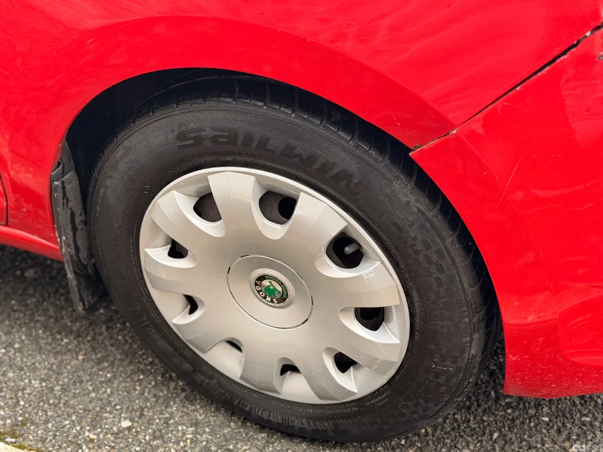 Skoda Rapid Saloon, Petrol, 2013, Red