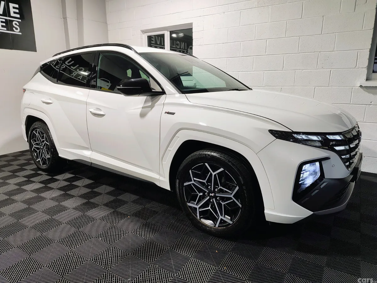Hyundai Tucson SUV, Petrol Hybrid, 2023, White